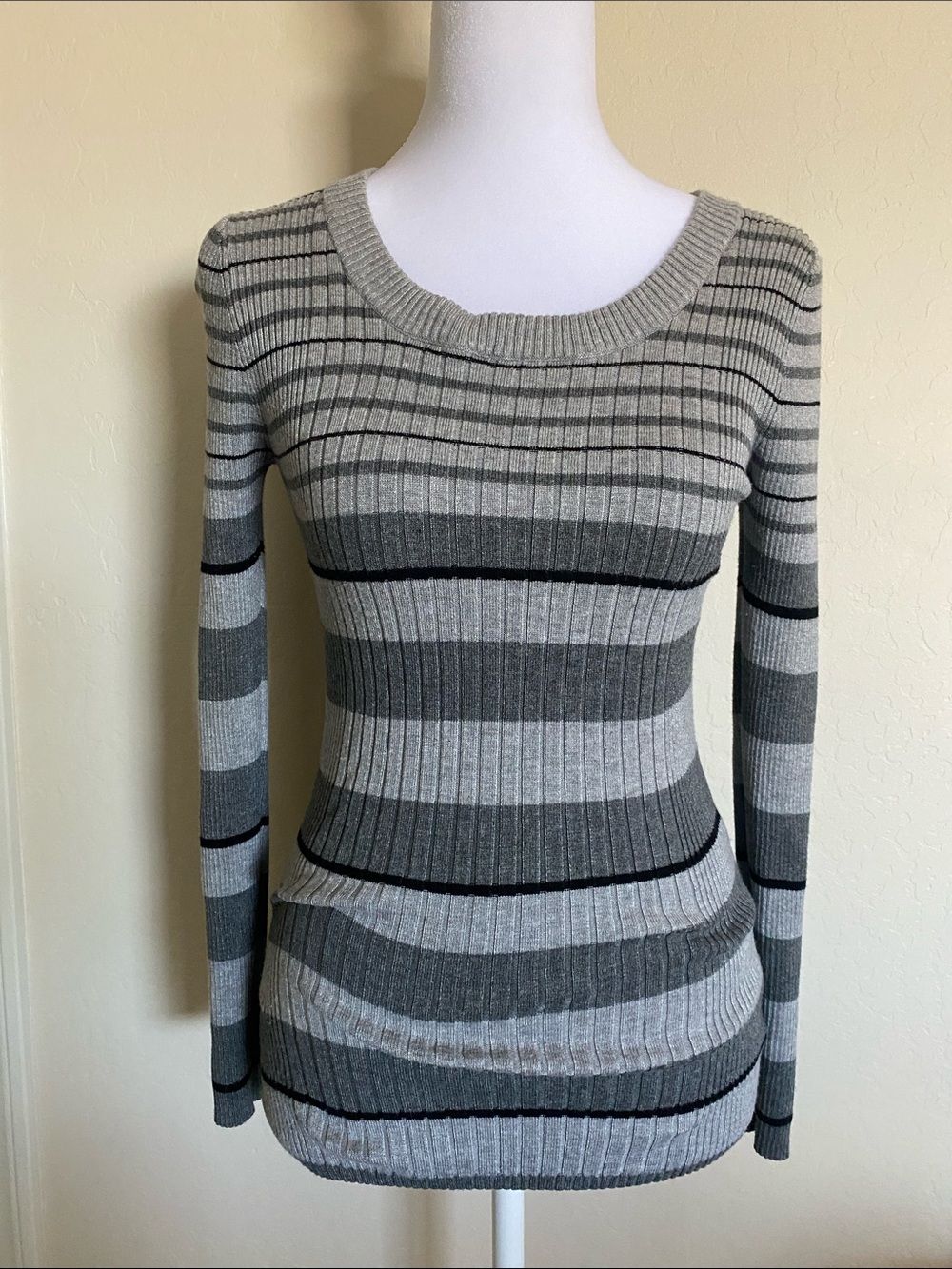 Junior’s Striped Long Sleeve Sweater Top